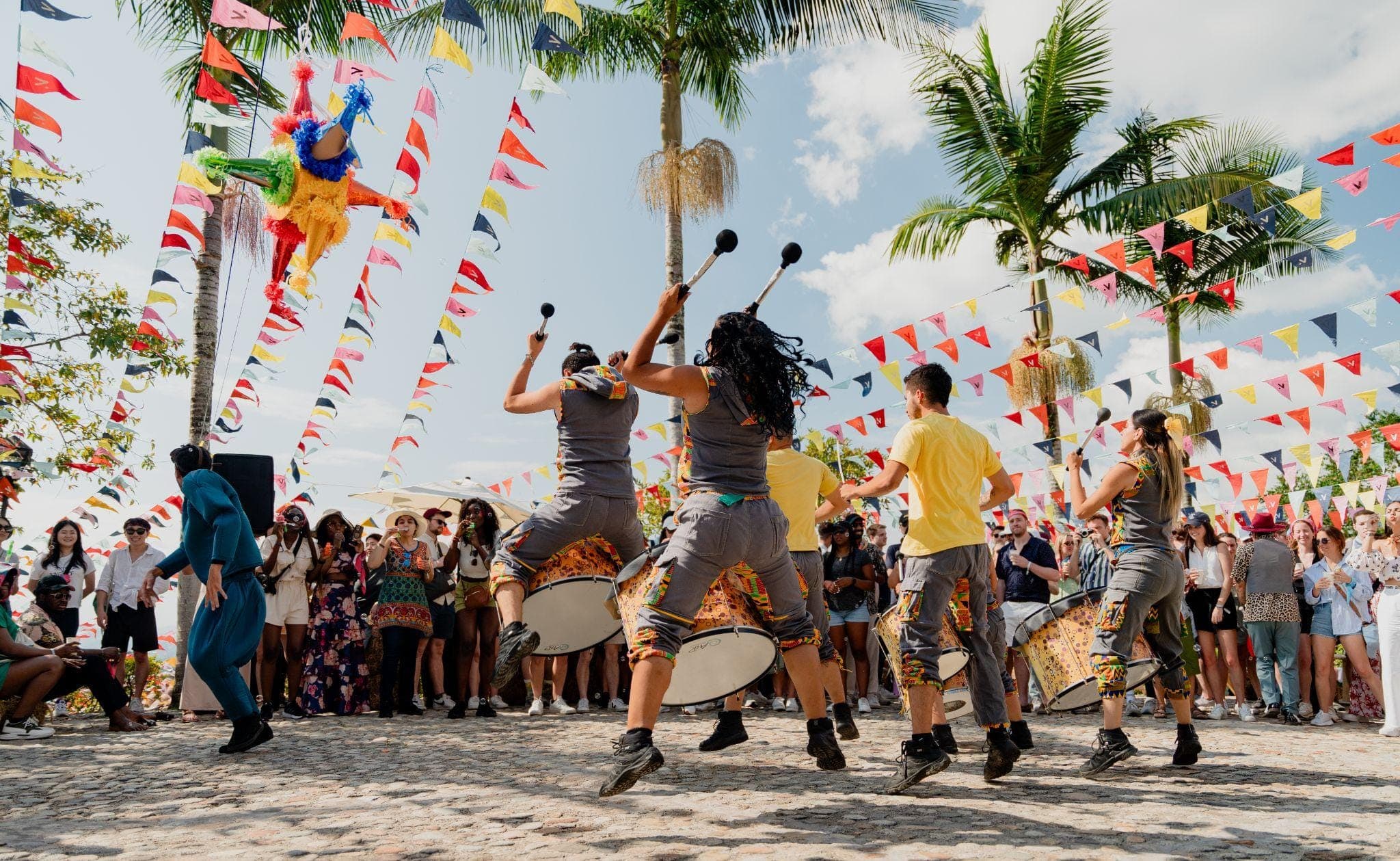 Fair Day Celebration by VAOVA — Guatapé symphonic band, batucada and circus performers in a town square